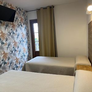 Habitación con 2 Camas Individuales